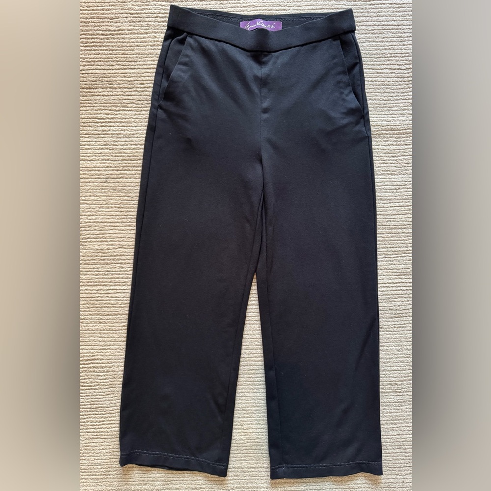 Gloria Vanderbilt Women’s Pull On Straight Leg Dress Pants Slimming Black Size S